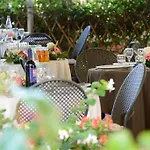 Hotel Frate Sole
