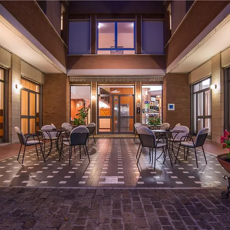 Otel Frate Sole