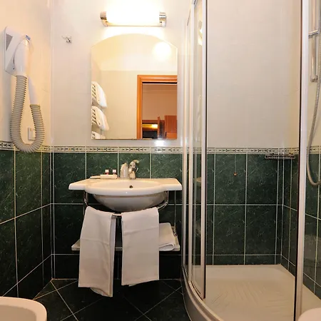 Szálloda Frate Sole 3*