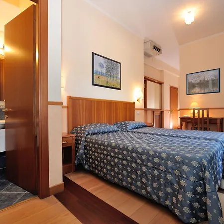 Frate Sole Otel 3*