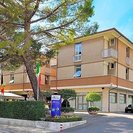 Ξενοδοχείο Frate Sole 3*