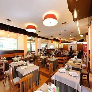 Hotel Frate Sole 3*