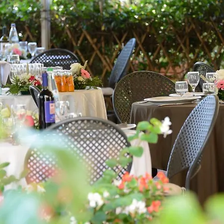 Hotel Frate Sole